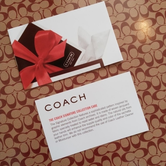 🐎Coach Mini Pouch🐎 - Picture 9 of 15